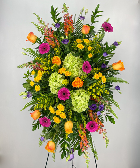 The combination of vibrant and radiant flowers can creates this garden spray that is both visually stunning and emotionally comforting.